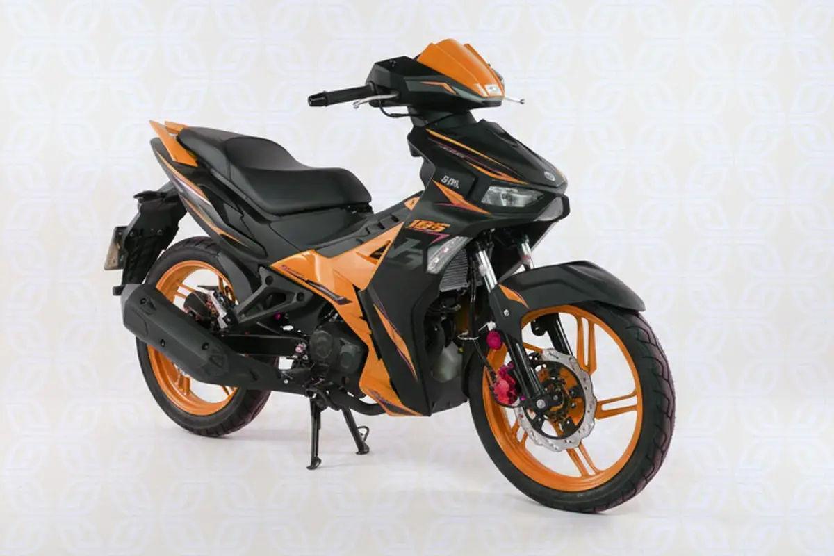 سهند سیکلت،  لاکی VF3 185