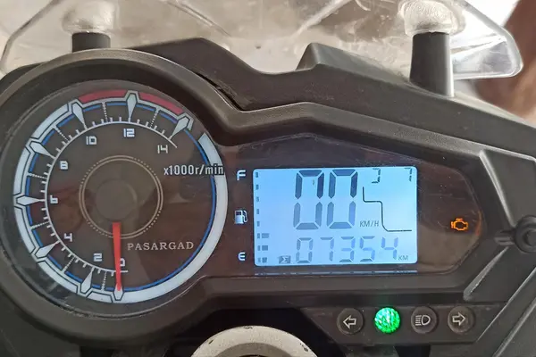 پاسارگاد سیکلت  برمودا 200