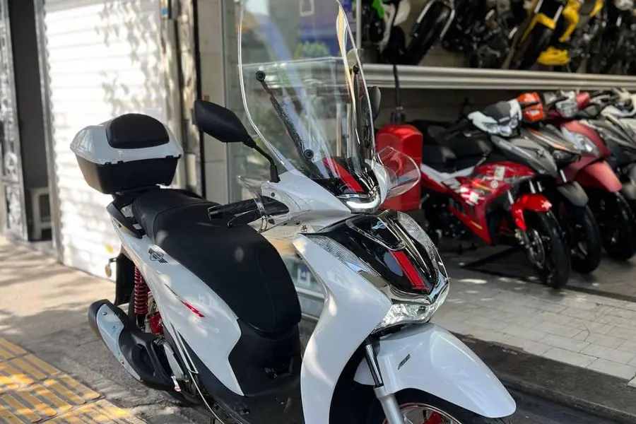 همراه سیکلت، SH180