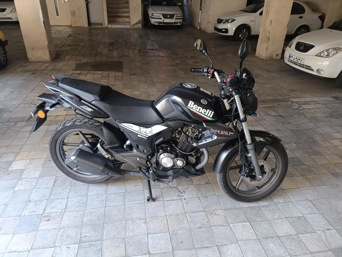 بنلی،  TNT 150