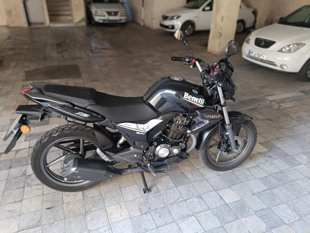 بنلی،  TNT 150