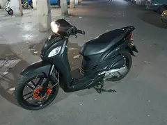 اس وای ام، 200