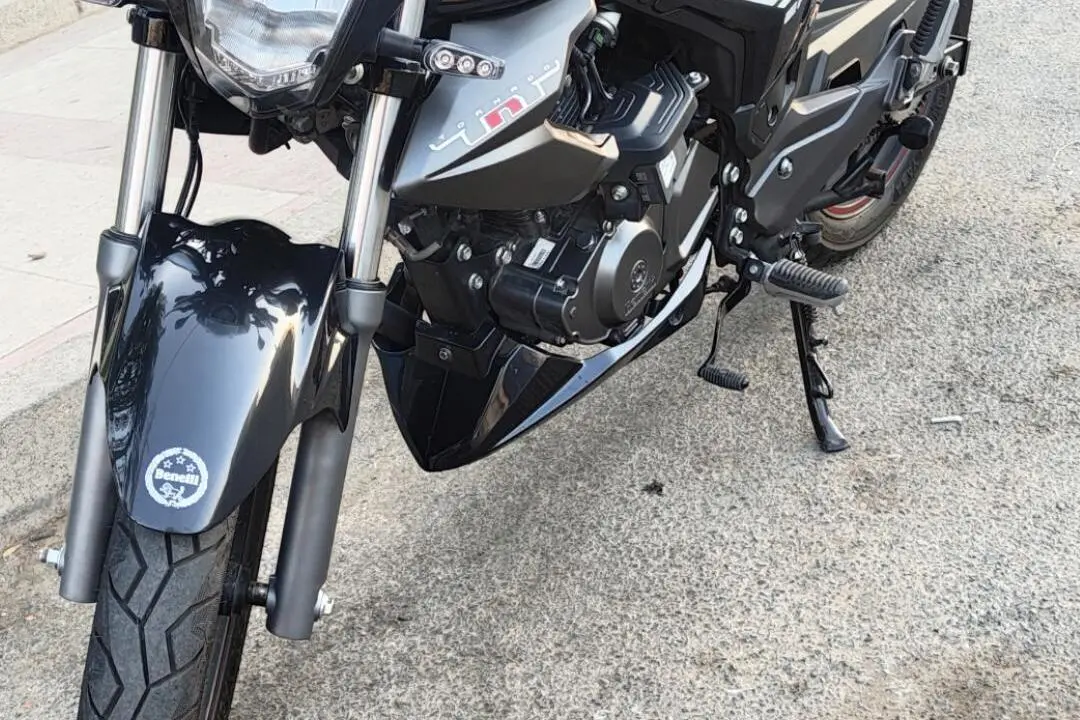 بنلی،  TNT 15 EFI