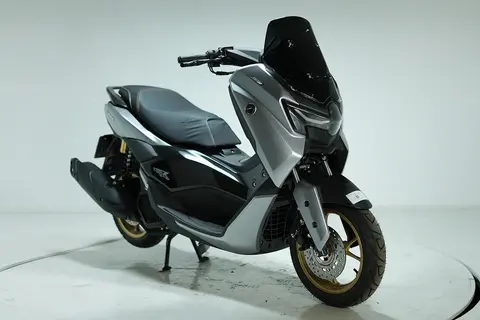 کبیر موتور، لومکس MX200