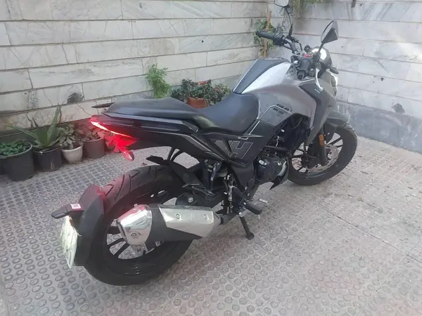اس وای ام  گلکسی NA 180