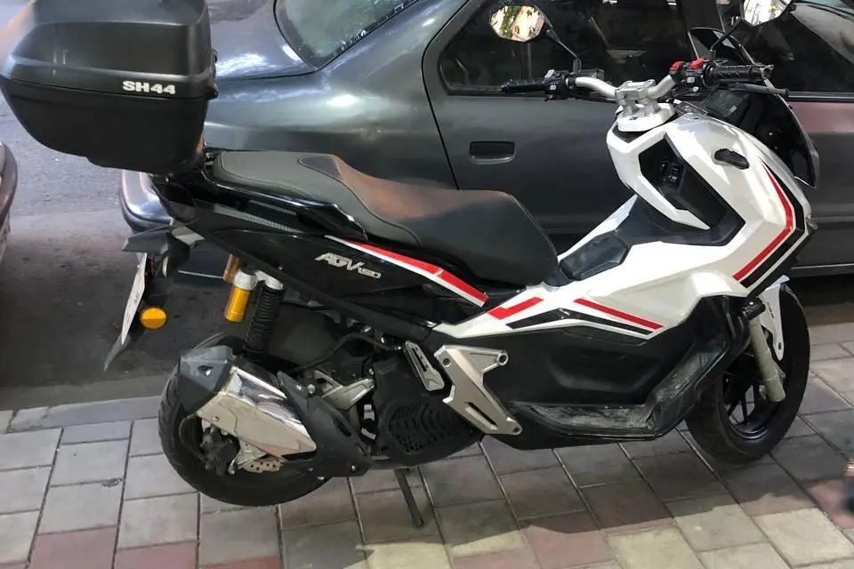 کویر موتور  AGV 150