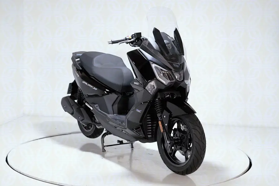 اس وای ام، JR300