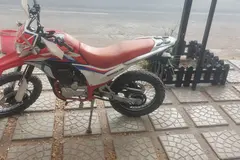 پاسارگاد سیکلت، برمودا 250