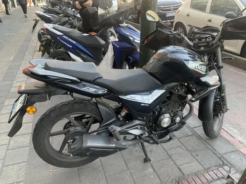 بنلی، TNT 150
