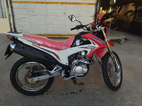نیرو موتور شیراز، پرواز 200gs