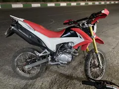 نیرو موتور شیراز، پرواز 200 تریل
