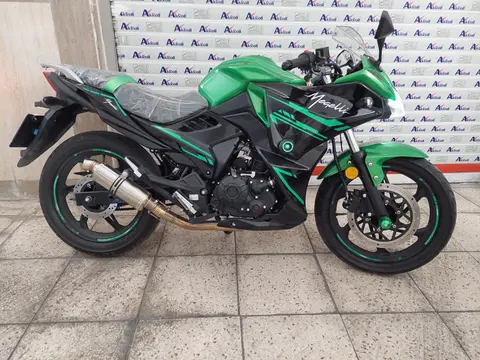مگلی، 200R