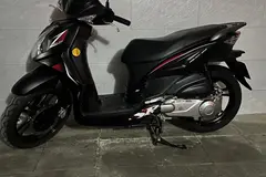 نیرو موتور شیراز، گلکسی SR200