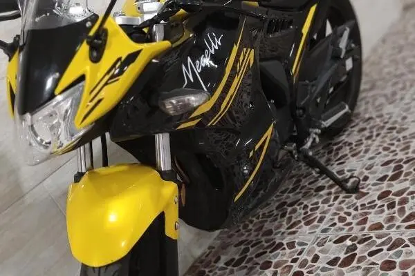 کویر موتور،  مگلی 200