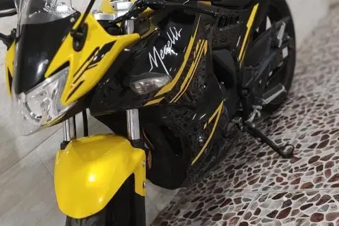 کویر موتور، مگلی 200