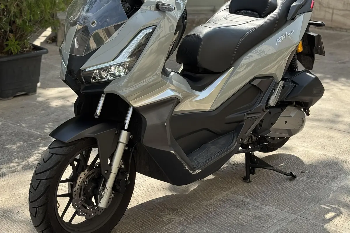 جهان همتا،  همتاز ADV160