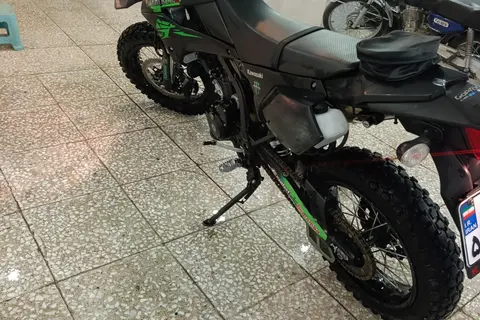 کاوازاکی، KLX 250