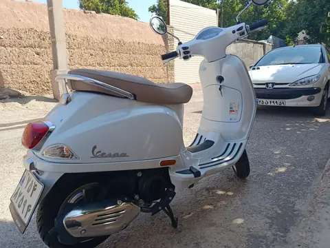 وسپا، وی 150