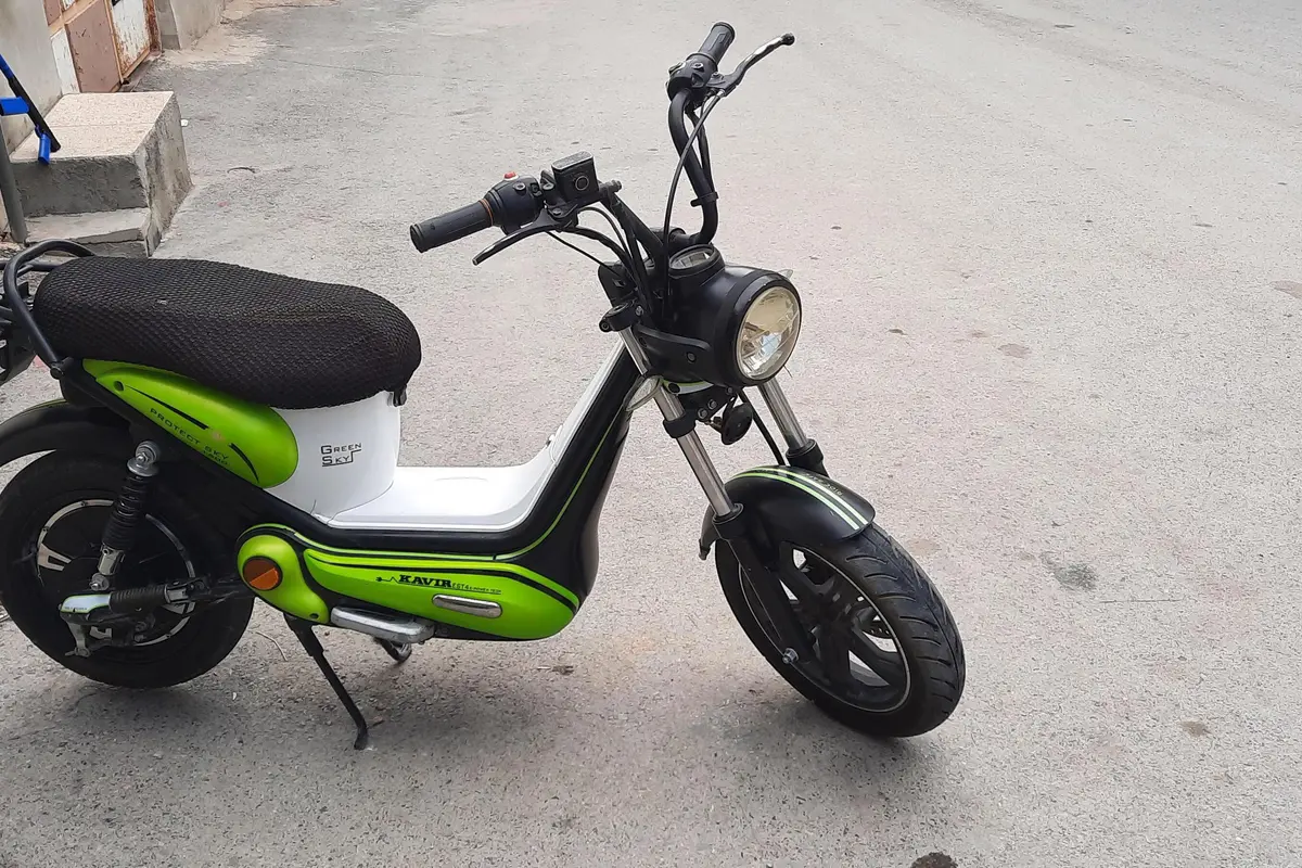 کویر موتور،  EST4 1500