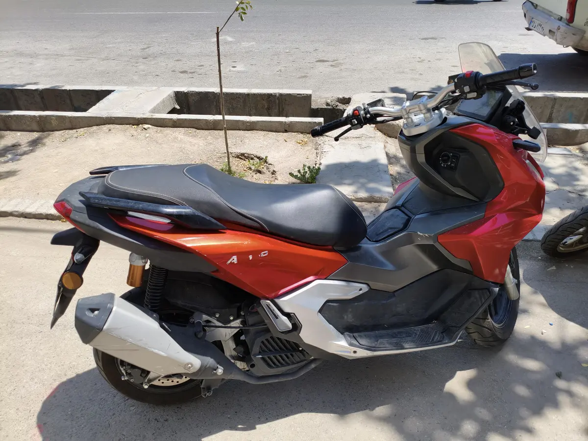 هوندا  ADV 150
