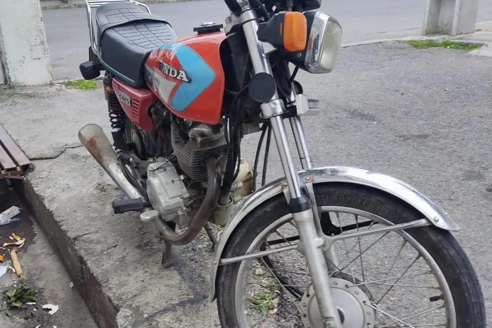 کویر موتور،  CDI125