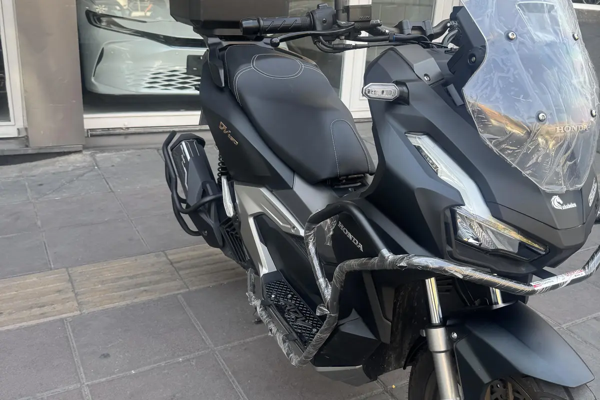 هوندا،  ADV 160