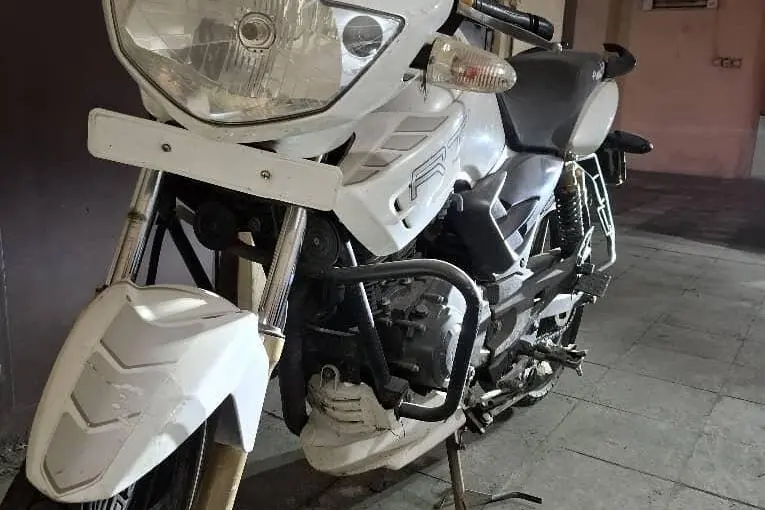 تی وی اس، آپاچی 180