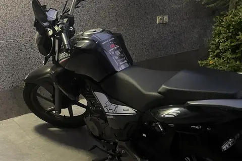 بنلی، TNT 150