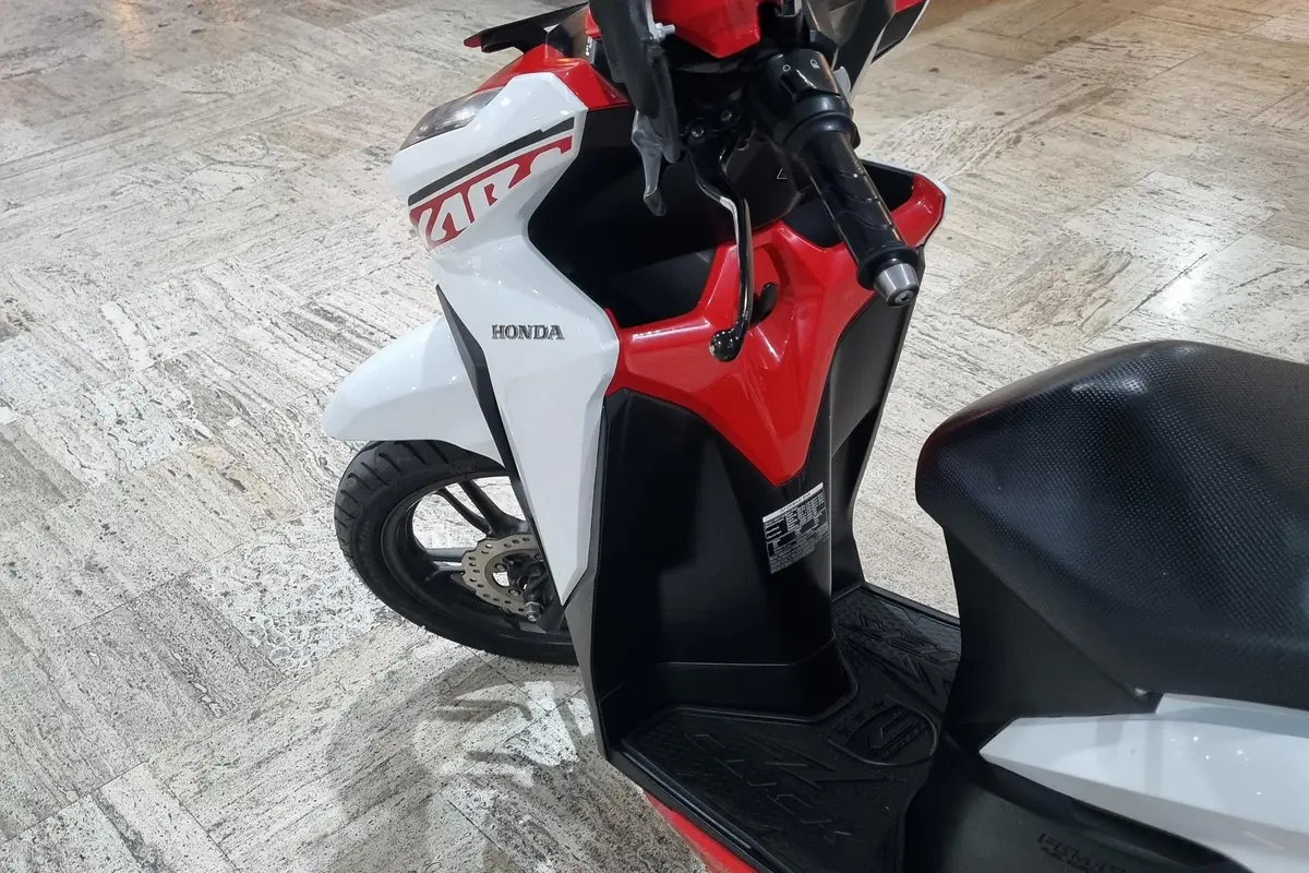 هوندا،  کلیک 150