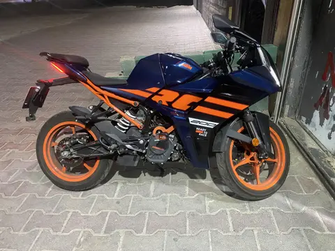 کی تی ام، RC200