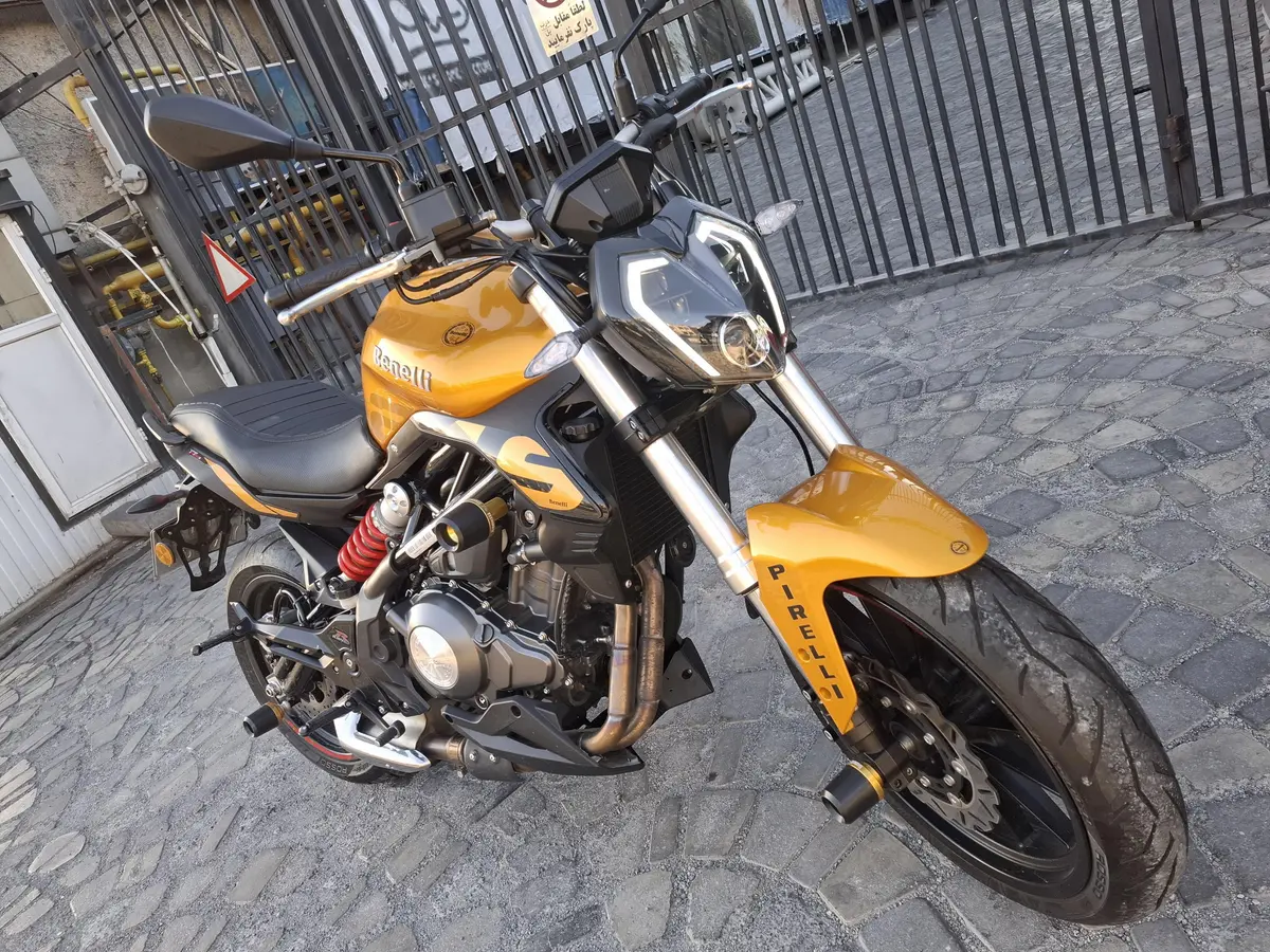 بنلی،  TNT 249S