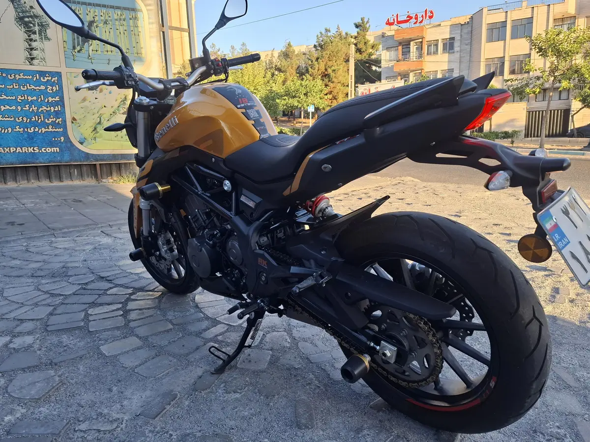 بنلی،  TNT 249S