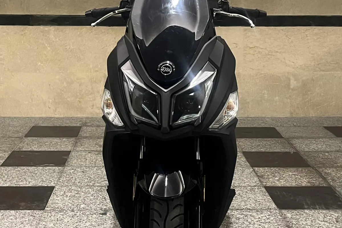 اس وای ام  گلکسی J 200