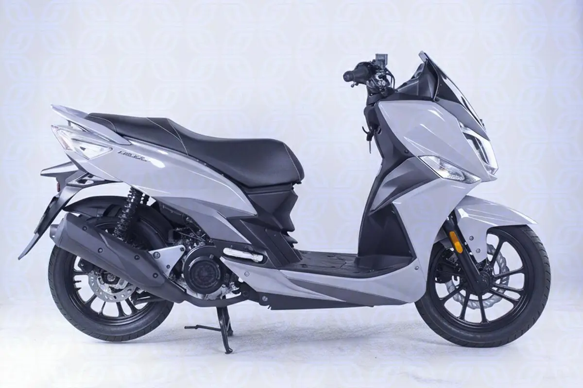 اس وای ام  گلکسی J 200