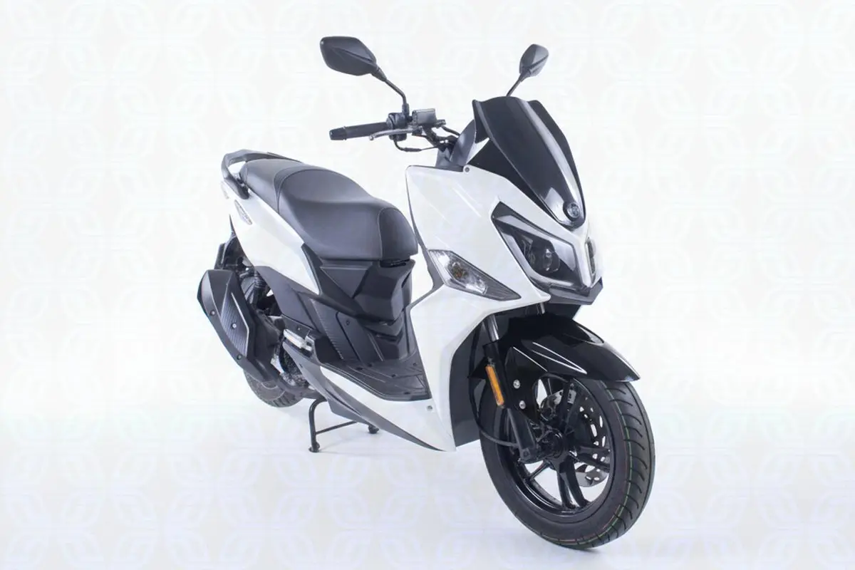 اس وای ام  گلکسی J 200