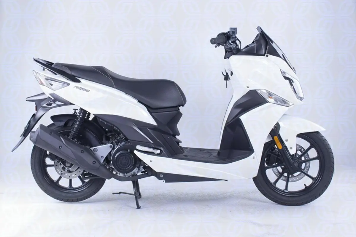 اس وای ام  گلکسی J 200