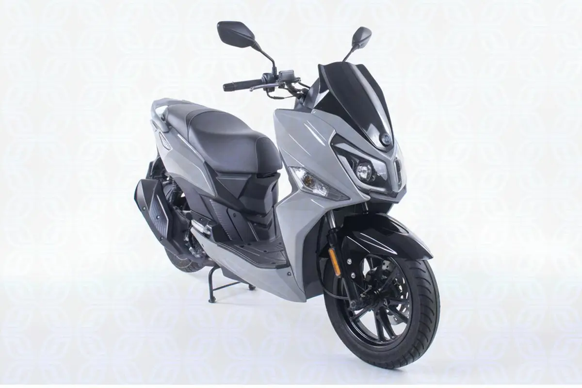 اس وای ام  گلکسی J 200