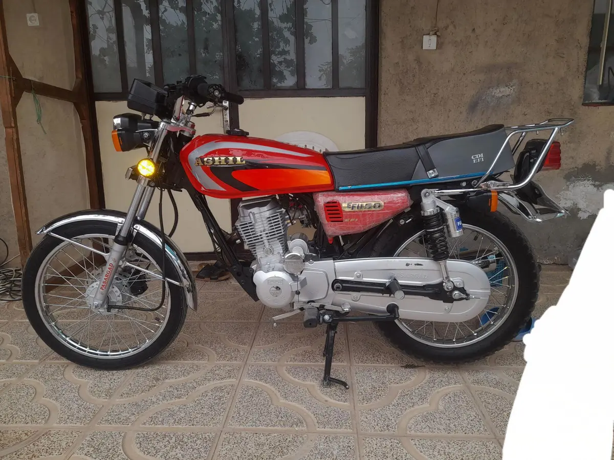 هوندا،  CD 200