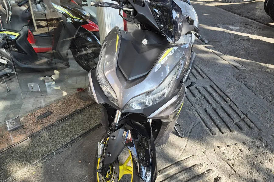 سالار گستر، های کلیک