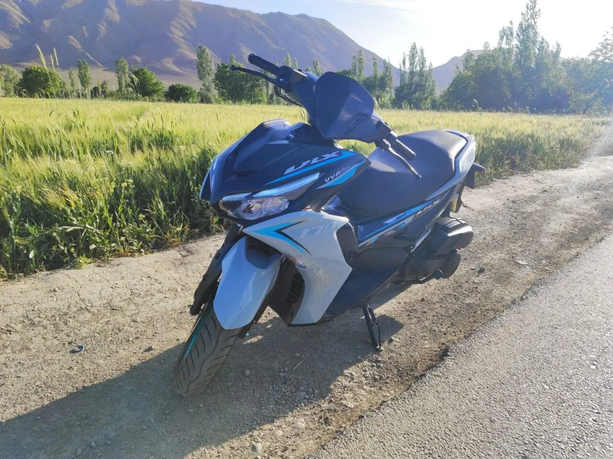 جهان همتا،  بلنتا VLX170