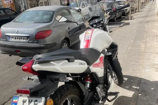 بنلی  TNT 150
