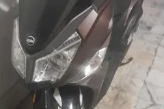 اس وای ام، گلکسی J 200