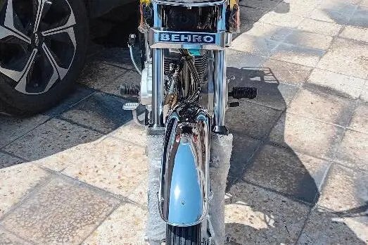 کثیر،  بهرو CG125
