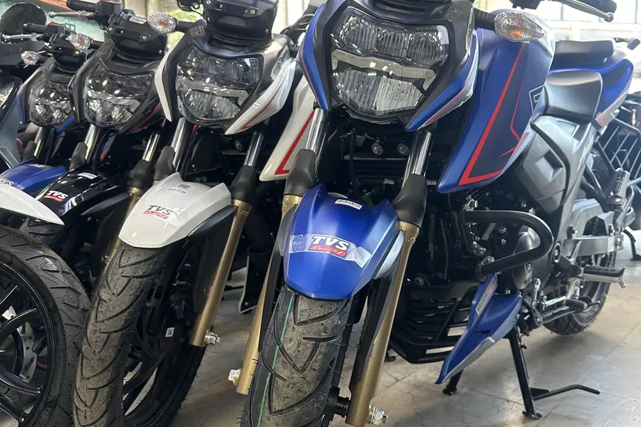 تی وی اس، آپاچی 200