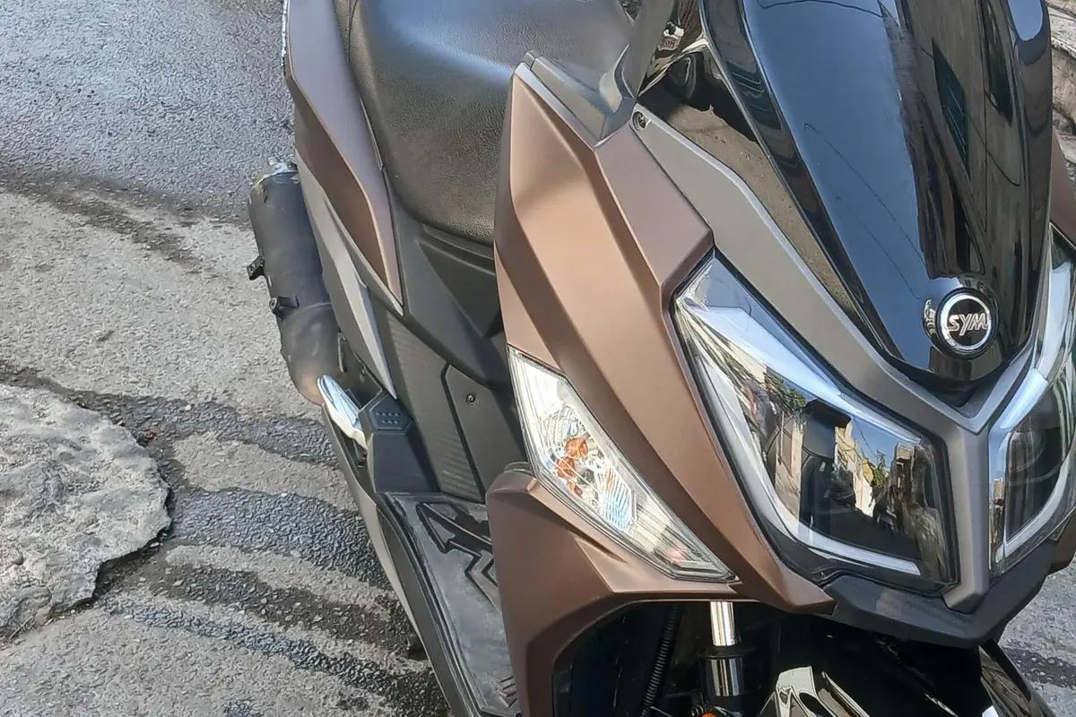 اس وای ام،  گلکسی J 200