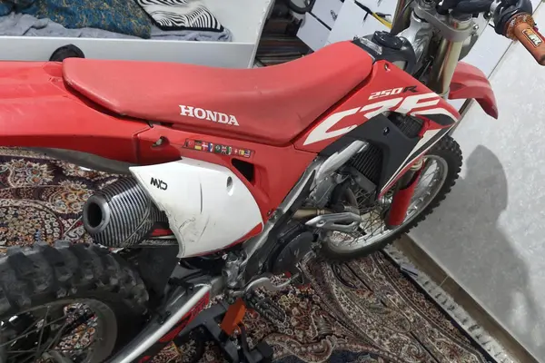 هوندا  CRF 250