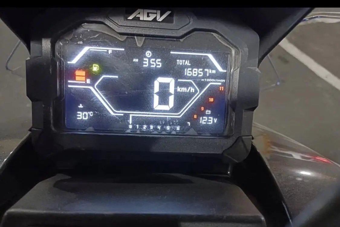 کویر موتور،  AGV 150