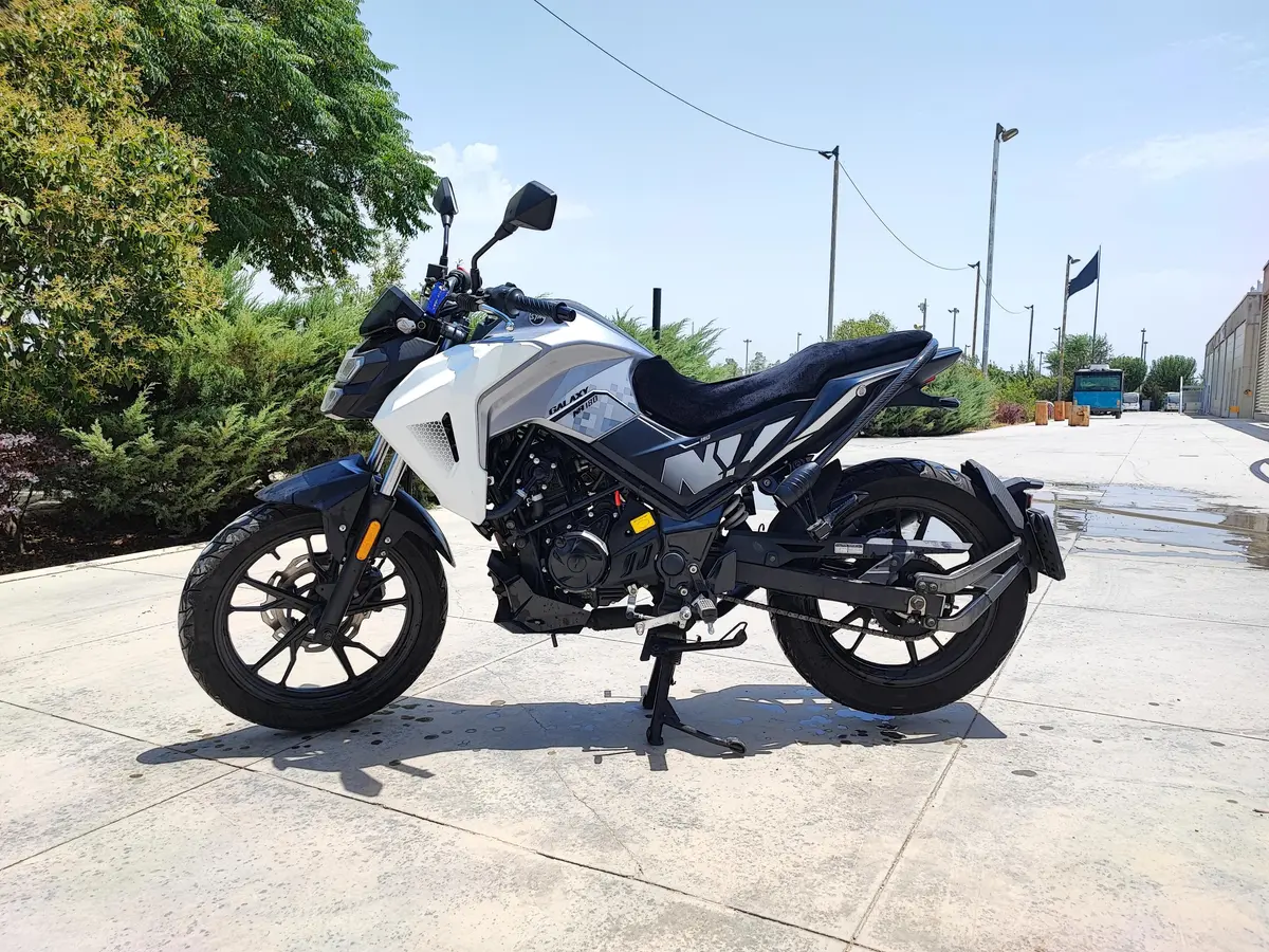 اس وای ام،  گلکسی NA 180