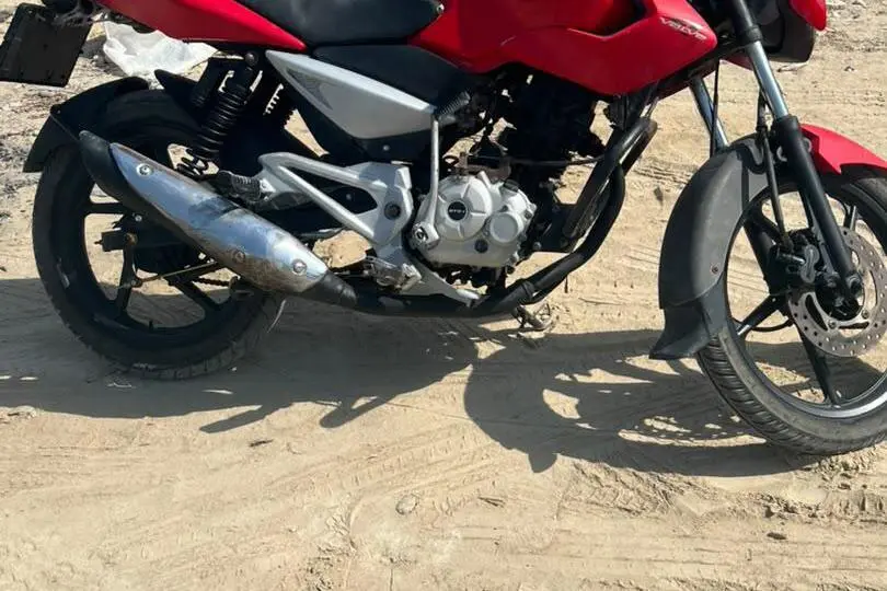 باجاج،  پالس 135