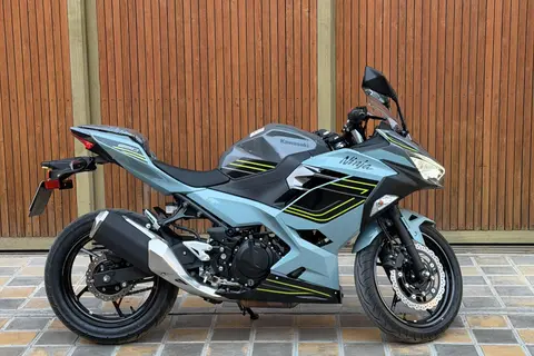 کاوازاکی، نینجا 250